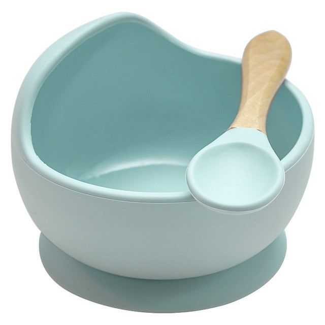 Bowl and spoon set.