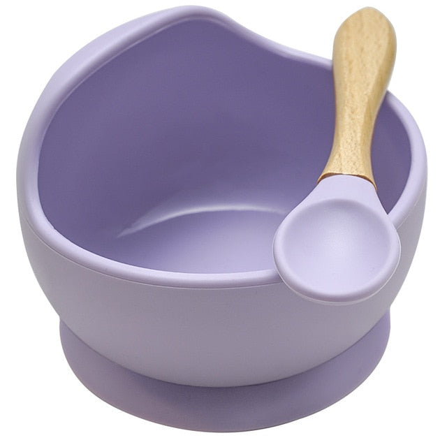 Bowl and spoon set.