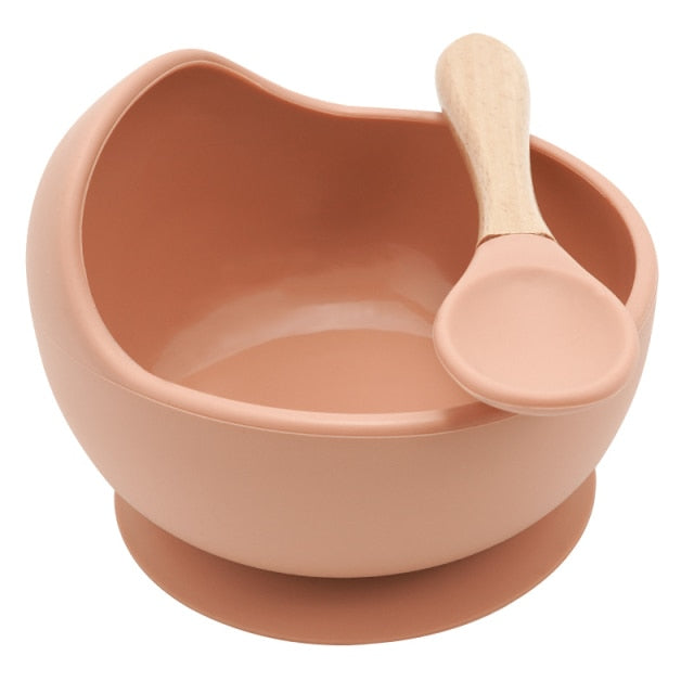 Bowl and spoon set.